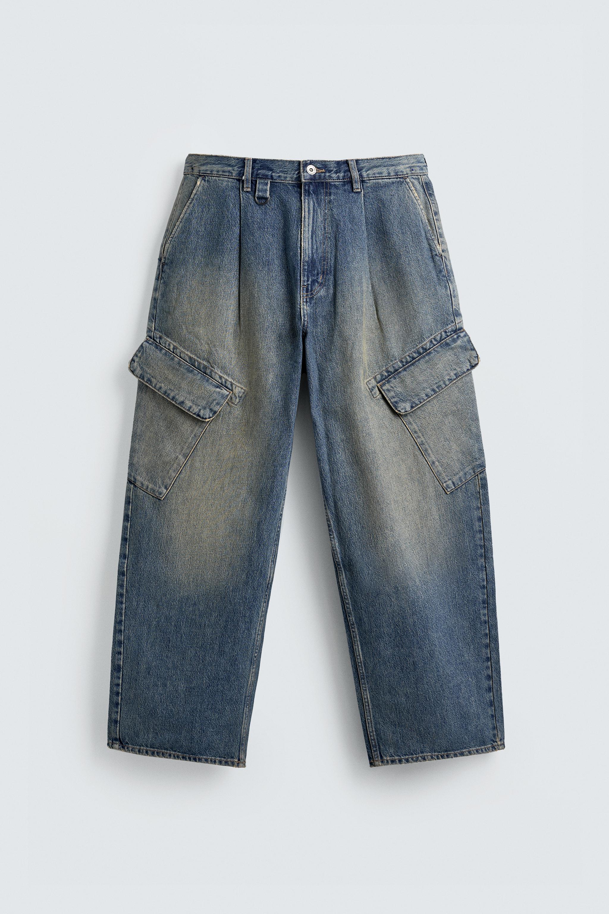 BAGGY FIT CARGO JEANS